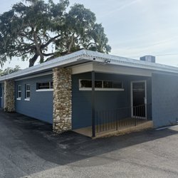 Alligator Smiles - Front Entrance