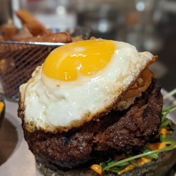 Hollow Spirits Distillery - Kobe Burger - Beer, Wine & Spirits Near Me - Albuquerque, New Mexico
