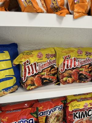 Straw & bubbles Tea Bar by null