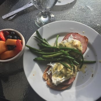 Maxine's On Shine - Eggs Benedict - New American Near Me - Orlando, Florida Maxine's On Shine - Eggs Benedict - New American Near Me - Orlando, Florida