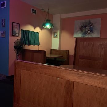 Bocci's on 7th - Booths with a cozy homey vibe - Italian Near Me - Portland, Oregon