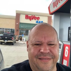 Hy-Vee Fast & Fresh