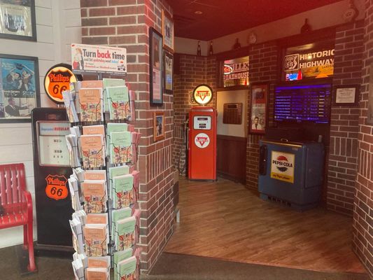 Lucille’s Roadhouse by null