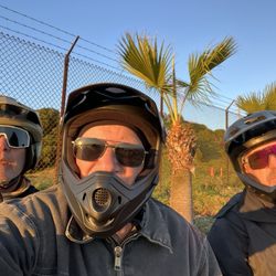 Manhattan Beach Bike Path - THE Riders