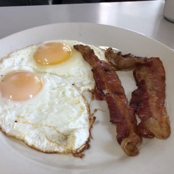 Bay Front Restaurant - American Near Me - Rochester, New York