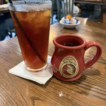 Another Broken Egg Cafe - American Near Me - Williamsburg, Virginia