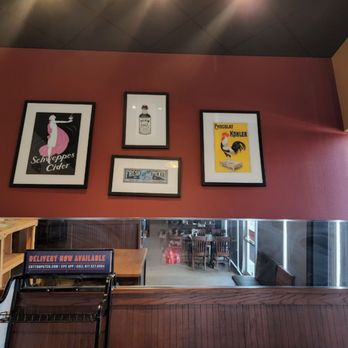 Cotton Patch Cafe - the interior of the restaurant - American Near Me - Round Rock, Texas