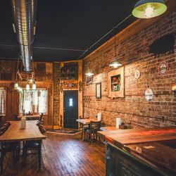 Strum's BBQ