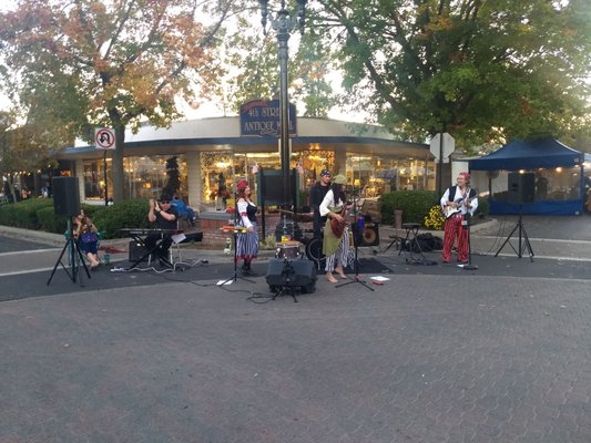 Clovis Farmers Market by null