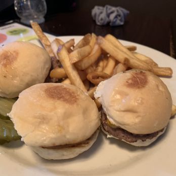 Don Hall's - Cheese burgers for kids - Bars Near Me - Fort Wayne, Indiana