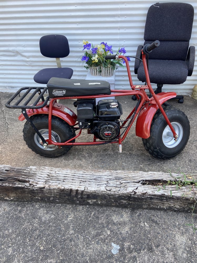 Momma Donna’s Thrift Store and More Image