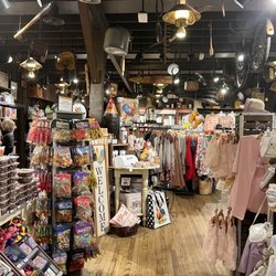 Cracker Barrel Old Country Store - Store