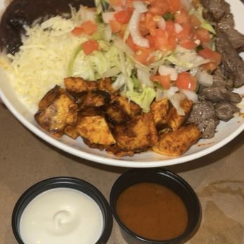 Móle Mexican Bar & Grill - Burrito Bowl - Mexican Near Me - Brooklyn, New York