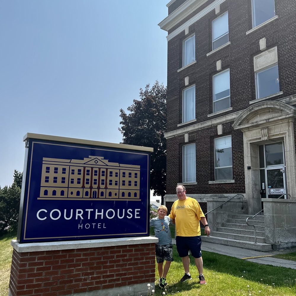 The Courthouse Hotel - Hotels Near Me - Thunder Bay, Ontario