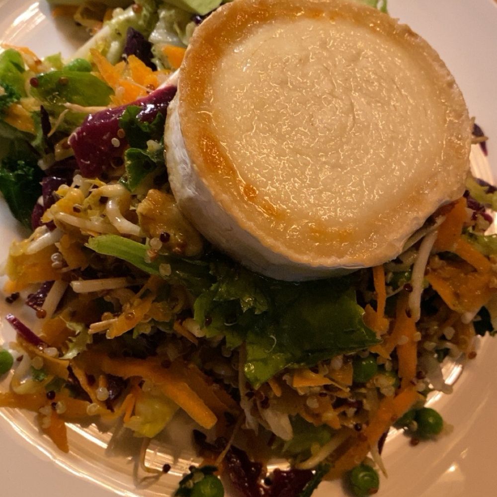 Goat cheese salad