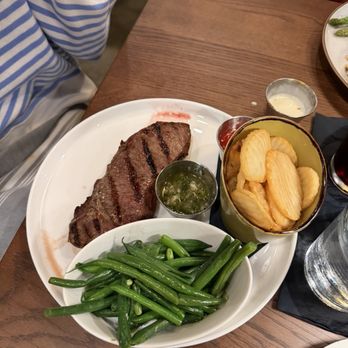 Olive and Oak - NY Strip with potatoes and green beans - New American Near Me - Hagerstown, Maryland
