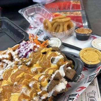 Blazin Chicken & Gyro - Mixed platter - Halal Near Me - Bellerose, New York Blazin Chicken & Gyro - Mixed platter - Halal Near Me - Bellerose, New York