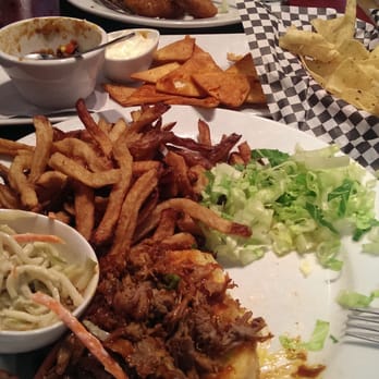 Frisco Taphouse - Chili and the pulled pork sandwich - Bars Near Me - Columbia, Maryland Frisco Taphouse - Chili and the pulled pork sandwich - Bars Near Me - Columbia, Maryland