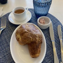 Famous popover Famous popover