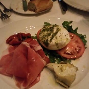 Il Gabbiano - Brutta of mozzarella cheese with prosciutto and roasted peppers. - Italian Near Me - Miami, Florida Il Gabbiano - Brutta of mozzarella cheese with prosciutto and roasted peppers. - Italian Near Me - Miami, Florida