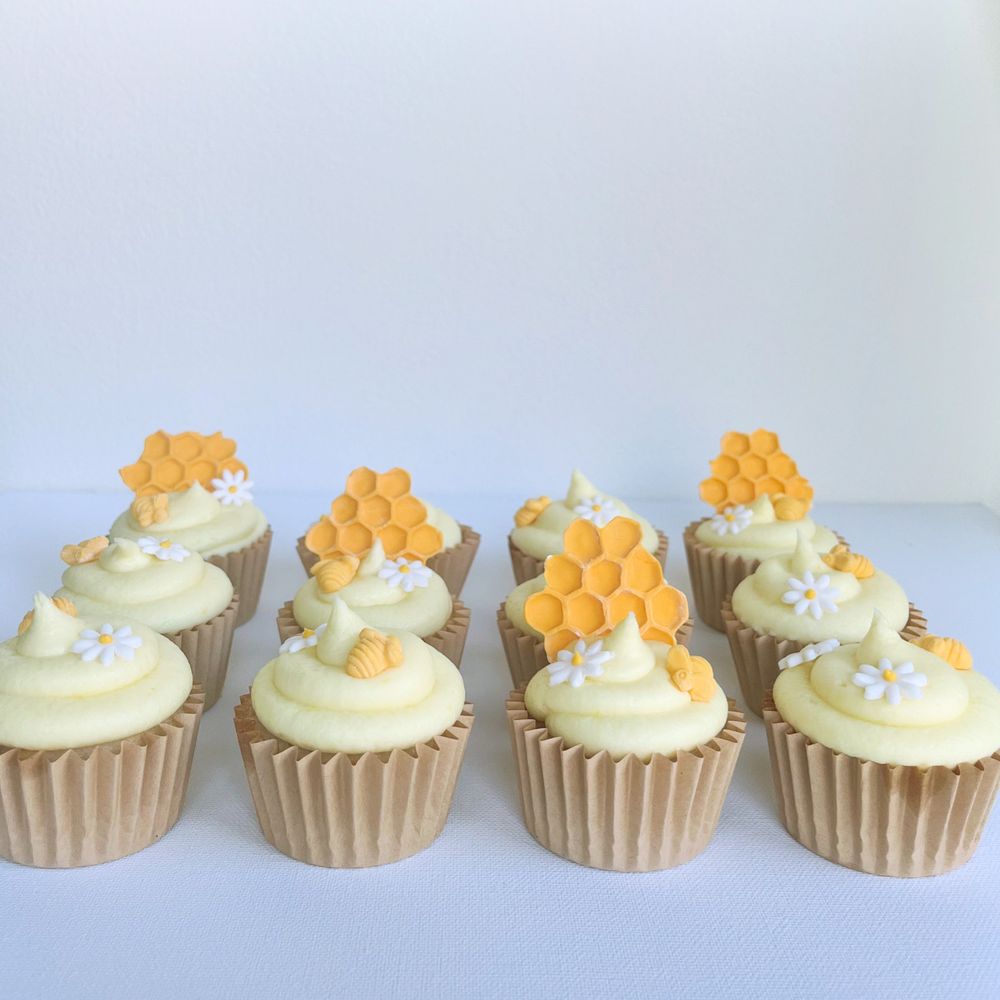 Babaloo Bakes Logo