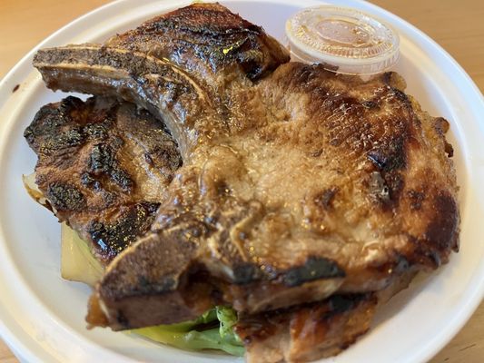 Jad Jaan Thai & Vietnamese Restaurant by null