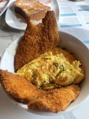 Tiffany On The BLVD by null