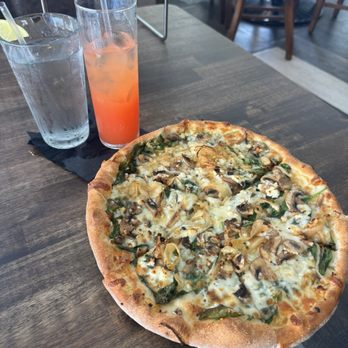Positive Pie - pizza - Pizza Near Me - Woodstock, Vermont Positive Pie - pizza - Pizza Near Me - Woodstock, Vermont