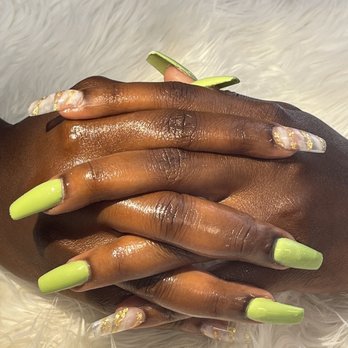 American Nails - Nail Salons Near Me - Austell, Georgia