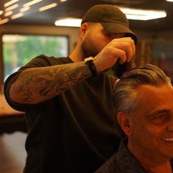 Executive Barbershop