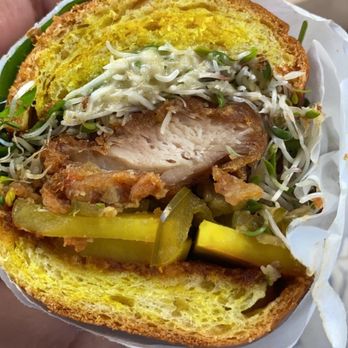 Pikunico - Golden Chicken sandwich - Japanese Near Me - Los Angeles, California Pikunico - Golden Chicken sandwich - Japanese Near Me - Los Angeles, California