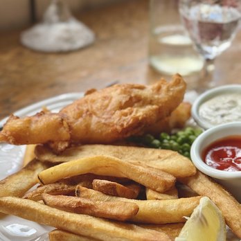 The Pelican Inn - Fish and Chips - Hotels Near Me - Muir Beach, California The Pelican Inn - Fish and Chips - Hotels Near Me - Muir Beach, California
