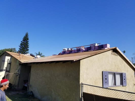 Mark Lewis Roofing Logo