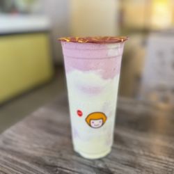 Happy Lemon Premier - F5. Strawberry Milkshake - Cold (Large)
