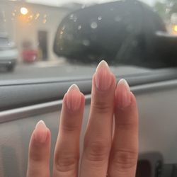 Glow Nails Lounge & Spa
