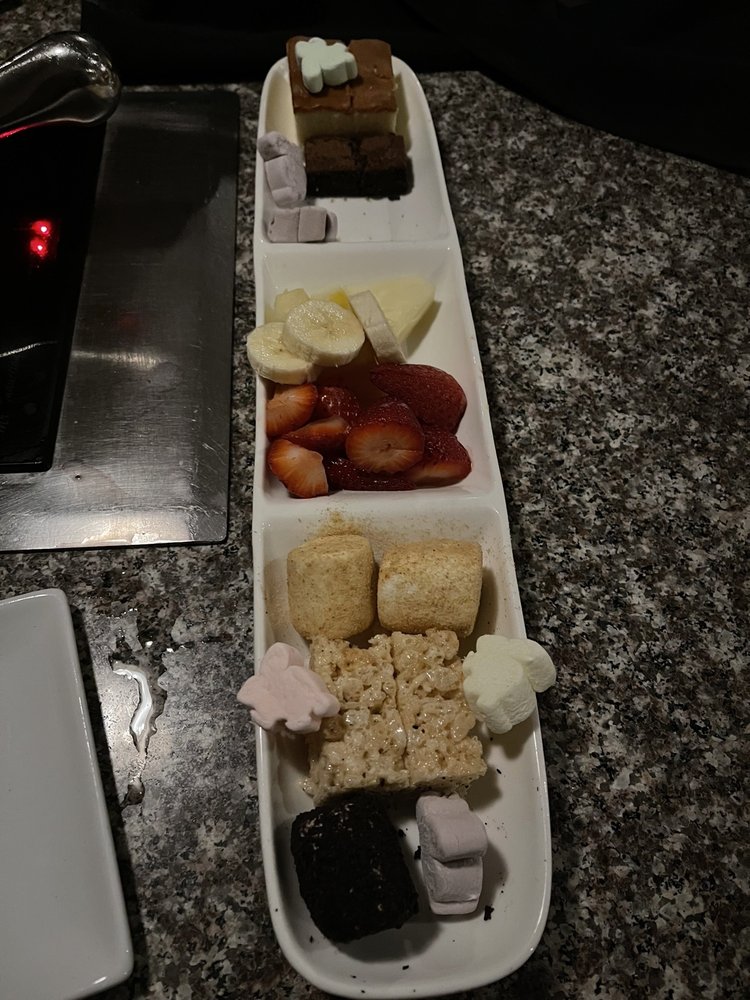 THE MELTING POT Updated June 2024 117 Photos & 125 Reviews 418 E Gregory St, Pensacola