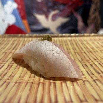 RIZE Thai Sushi - Yellowtail belly - Sushi Bars Near Me - Santa Monica, California RIZE Thai Sushi - Yellowtail belly - Sushi Bars Near Me - Santa Monica, California