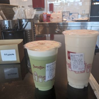 85°C Bakery Cafe-Newark - Matcha latte iced, lychee green milk tea large - Bakeries Near Me - Newark, California 85°C Bakery Cafe-Newark - Matcha latte iced, lychee green milk tea large - Bakeries Near Me - Newark, California