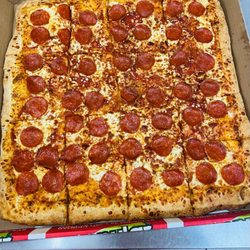 Popular Pizza - Appreciate the time and expertise these guys put in getting you pizza worth relishing. Quality above the form factor!