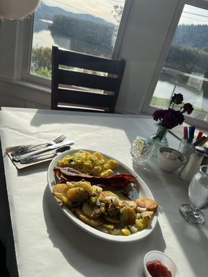 The Historic Requa Inn by null