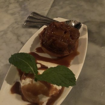 Mua - Pineapple Upside - down Cake - Bars Near Me - Oakland, California Mua - Pineapple Upside - down Cake - Bars Near Me - Oakland, California