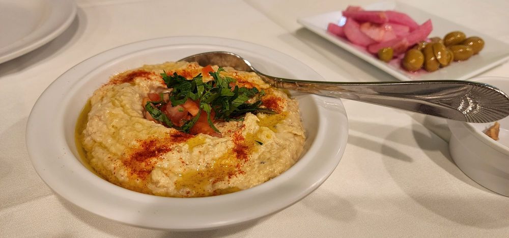 Food from Beit Zaytoon