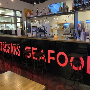 Krustaceans Seafood - The jazzy bar - Seafood Near Me - Nashville, Tennessee