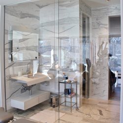 Majestic Glass & Mirrors