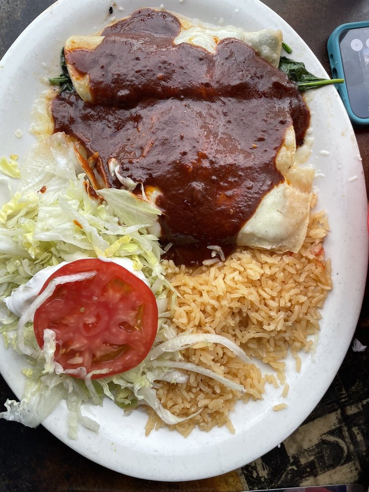 Food from Casa Bariachi Mexican Grill