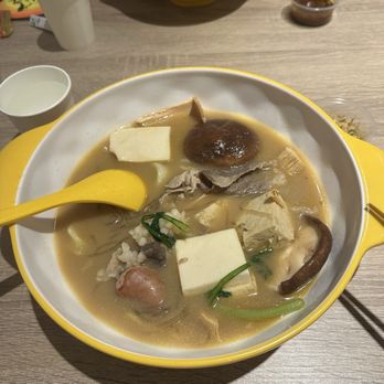 Miss Gu Malatang - Mild signature bone broth - Hot Pot Near Me - San Jose, California Miss Gu Malatang - Mild signature bone broth - Hot Pot Near Me - San Jose, California