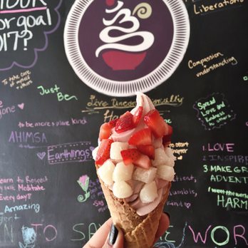Yoga-urt - Strawberry serenity with strawberries and mochi toppings - Ice Cream & Frozen Yogurt Near Me - Glendale, California