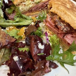 Certified Black Angus Santa Maria style Tri-tip sandwich and fresh greens salad. Certified Black Angus Santa Maria style Tri-tip sandwich and fresh greens salad.
