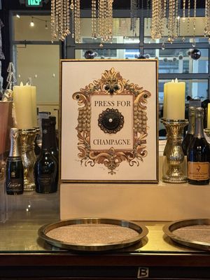 Love Beats Pagne - Bubble Bar (formerly House of Pagne) by null