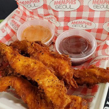 Memphis Seoul - Chicken Strips w the mild and spicy sauce. - Soul Food Near Me - Brooklyn, New York Memphis Seoul - Chicken Strips w the mild and spicy sauce. - Soul Food Near Me - Brooklyn, New York